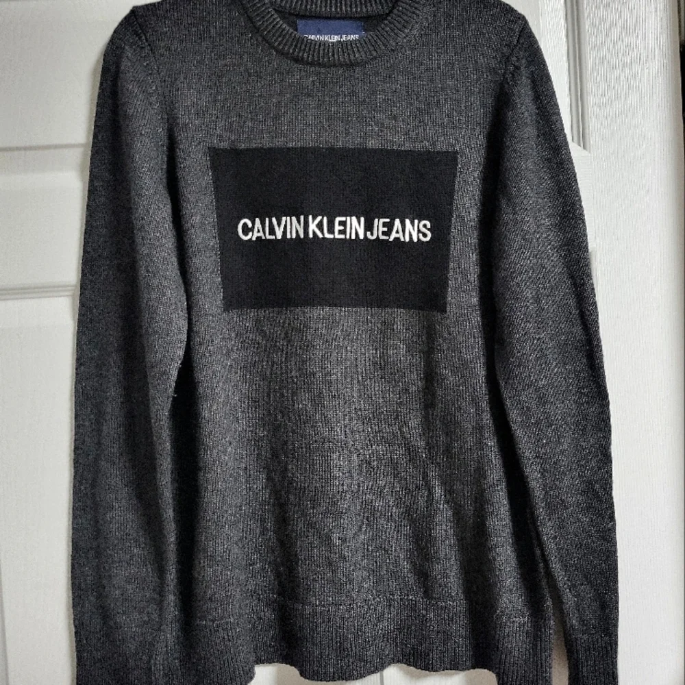 Calvin Klein Jeans Men's Grey Sweater